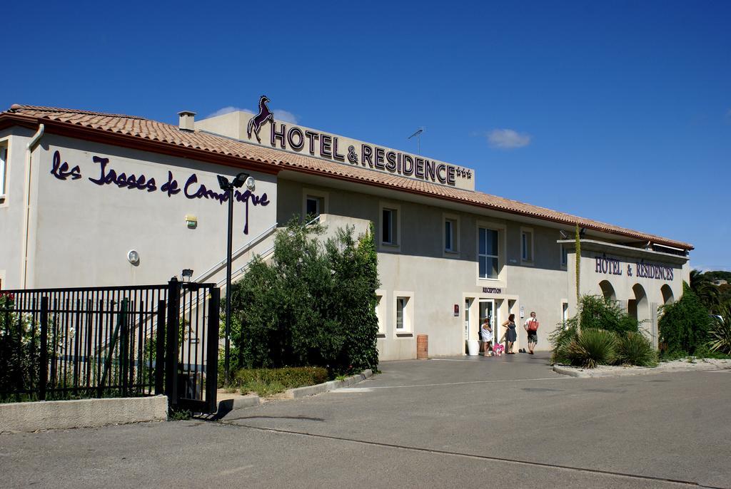 Hotel Restaurant Les Jasses De Camargue แกลลาเกอ-เลอ-มองต์เทอร์ ภายนอก รูปภาพ