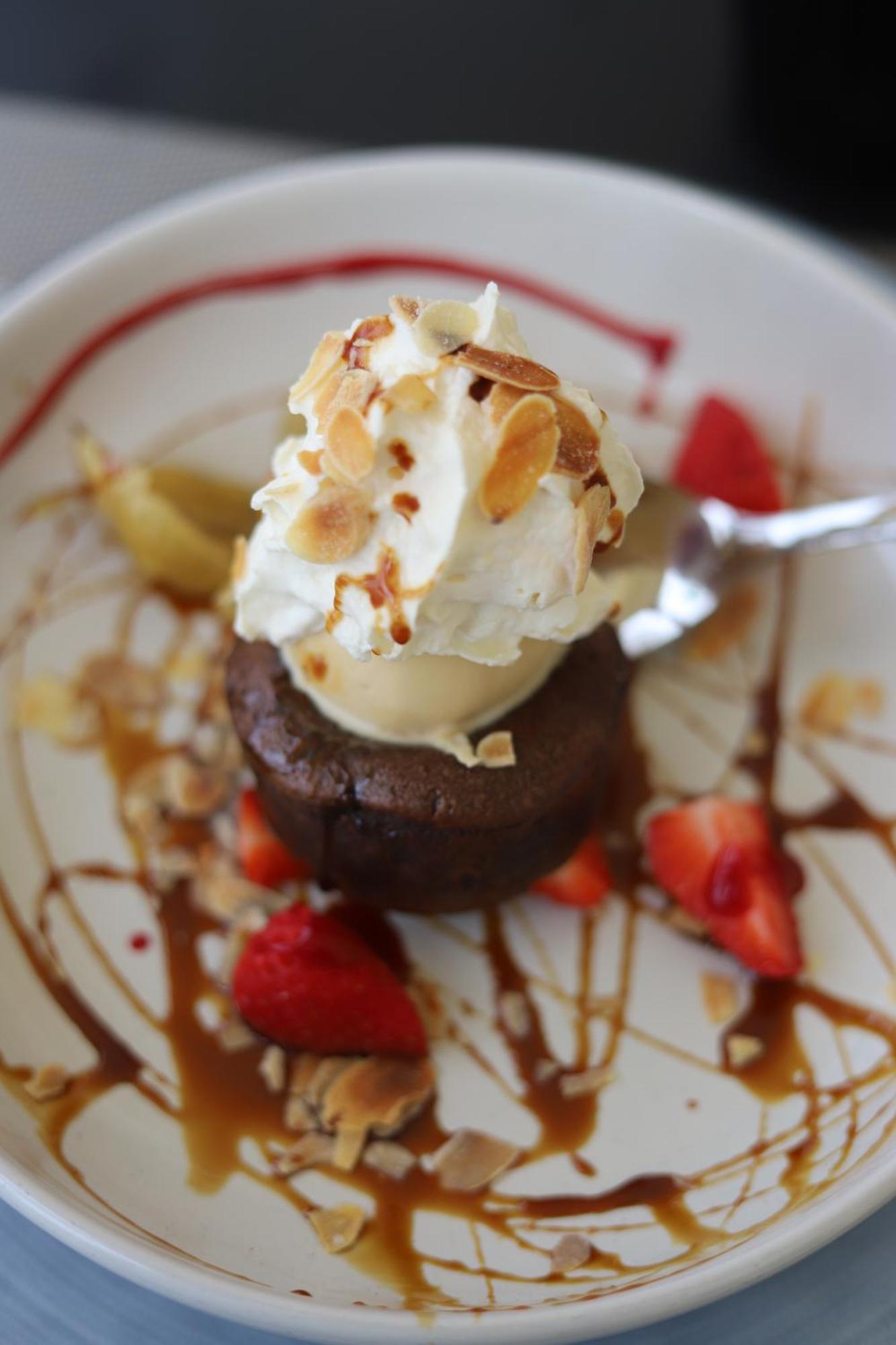 Hotel Restaurant Les Jasses De Camargue แกลลาเกอ-เลอ-มองต์เทอร์ ภายนอก รูปภาพ